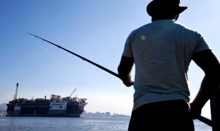 © Tânia Rêgo/Agência Brasil - https://agenciabrasil.ebc.com.br/meio-ambiente/noticia/2025-05/especialistas-alertam-para-risco-de-novas-frentes-de-petroleo-no-pais